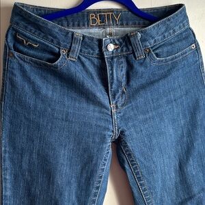 Kimes Ranch Women's Straight Leg Jeans 6 x 32